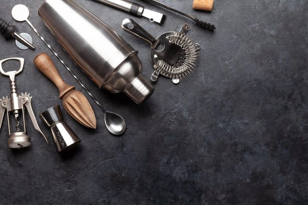 Comment concocter un cocktail de fruits sans alcool et sans sucre pour une fête saine?